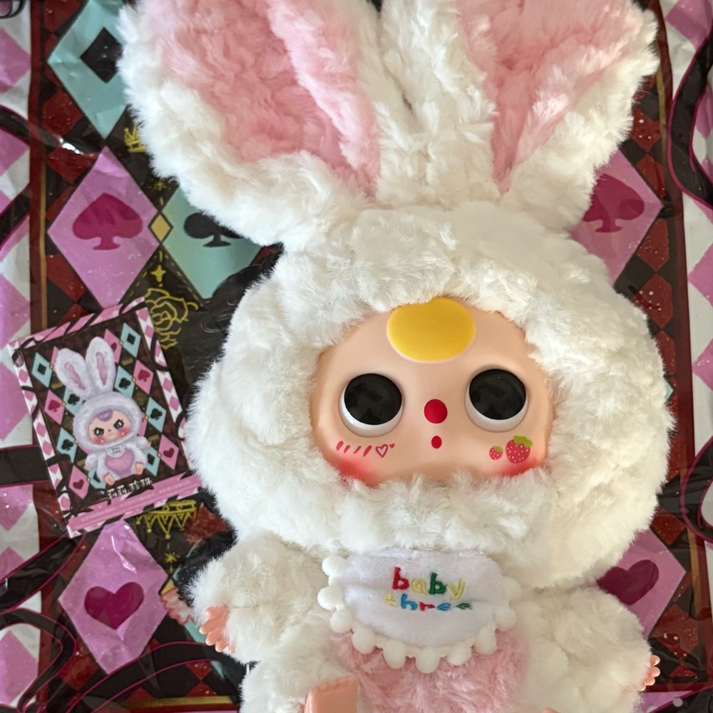 Baby Three Lily Rabbit Town V1 CONFIRMED White Bunny - Picture 2 of 6